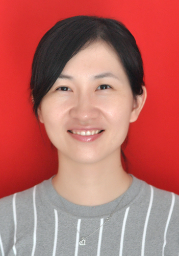 卢娟照片 卢娟照片